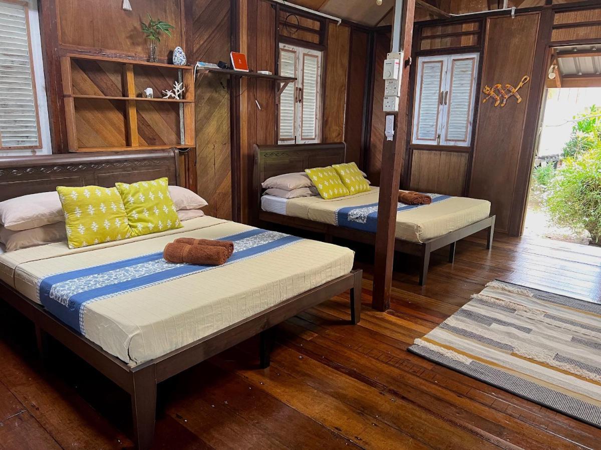 Swiss Cottage Tioman Kampong Ayer Batang Extérieur photo