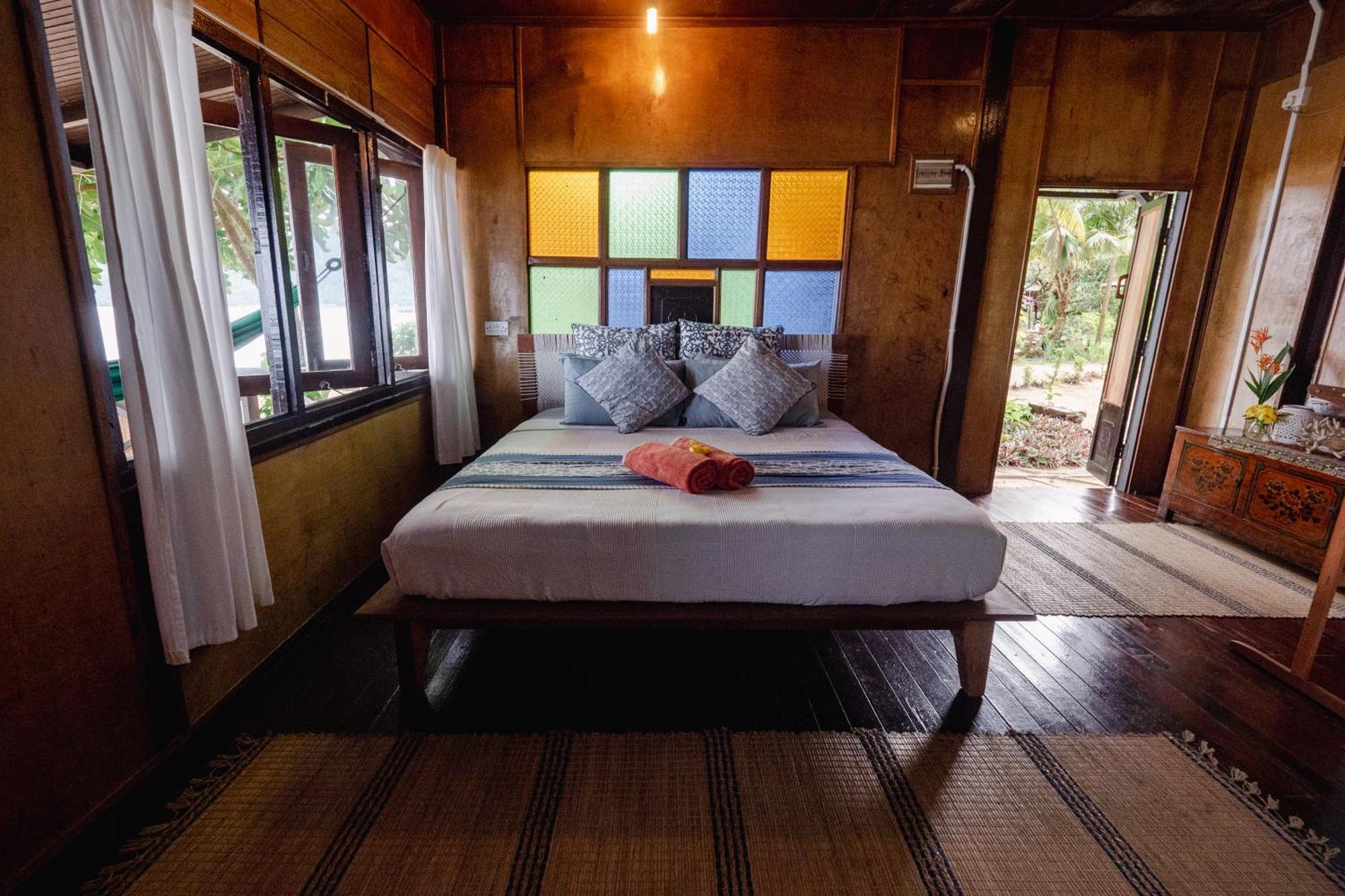 Swiss Cottage Tioman Kampong Ayer Batang Extérieur photo
